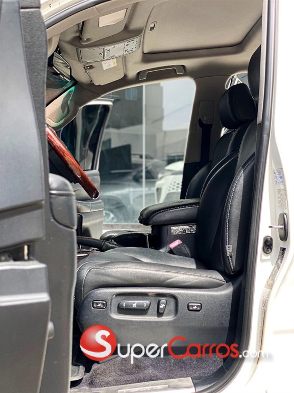 2015 Lexus LX 570 — foto 2 / 12