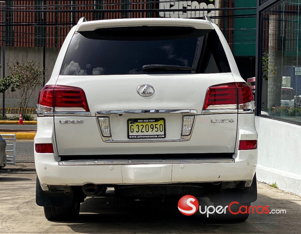 2015 Lexus LX 570 — foto 10 / 12