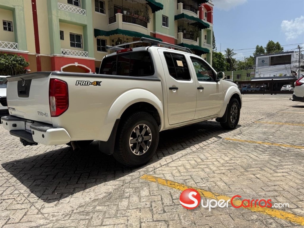 2020 Nissan Frontier Pro-4X — foto 5 / 12