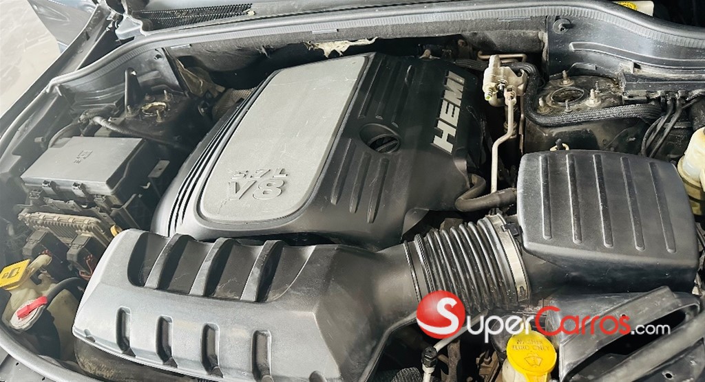 2014 Jeep Grand Cherokee Overland — foto 10 / 11