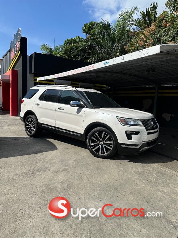 2019 Ford Explorer Platinum