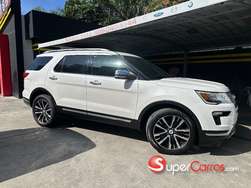 2019 Ford Explorer Platinum — foto 5 / 9
