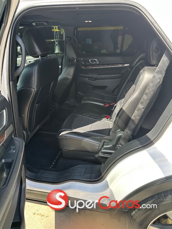 2019 Ford Explorer Platinum — foto 9 / 9