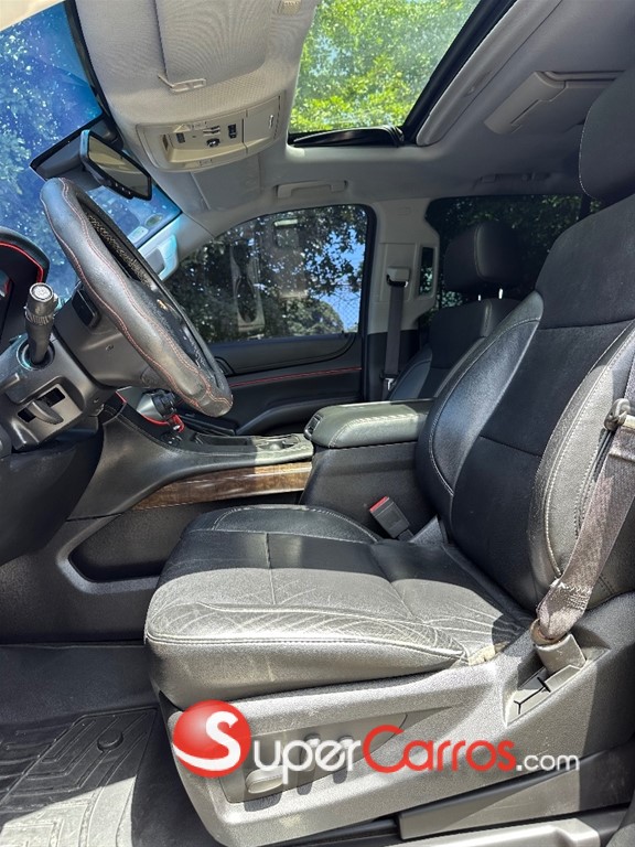 2015 Chevrolet Tahoe LT — foto 8 / 11