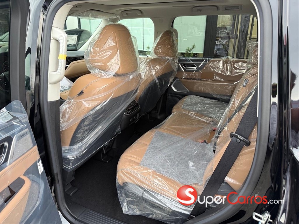 2026 Infiniti QX-80 — foto 10 / 10