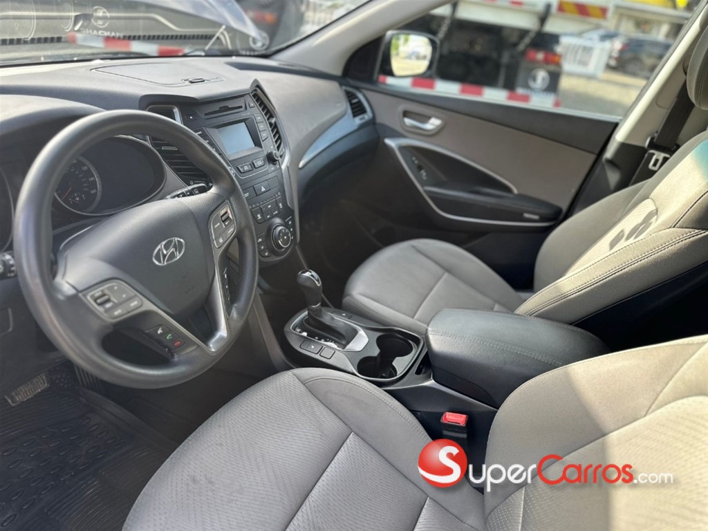 2016 Hyundai Santa Fe — foto 6 / 10