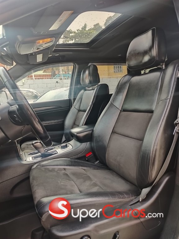 2020 Jeep Grand Cherokee North Edition — foto 8 / 10