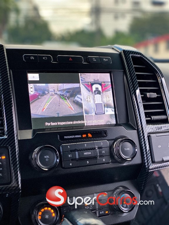 2020 Ford F 150 Raptor — foto 7 / 12