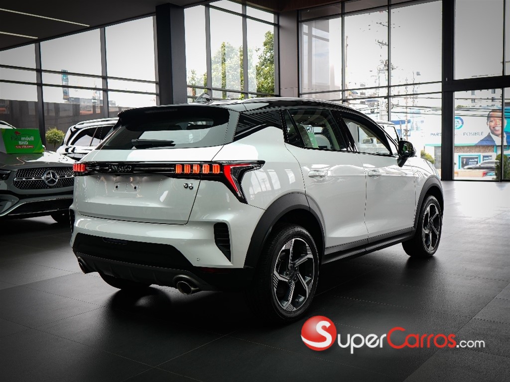 2025 Lynk CO 06 Hyper Halo — foto 4 / 12