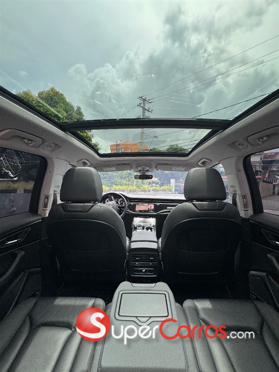 2020 Audi Q7 55 TFSI — foto 12 / 12