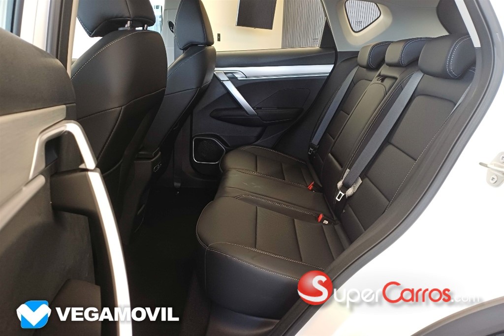 2027 Geely COOLRAY NEO — foto 7 / 12