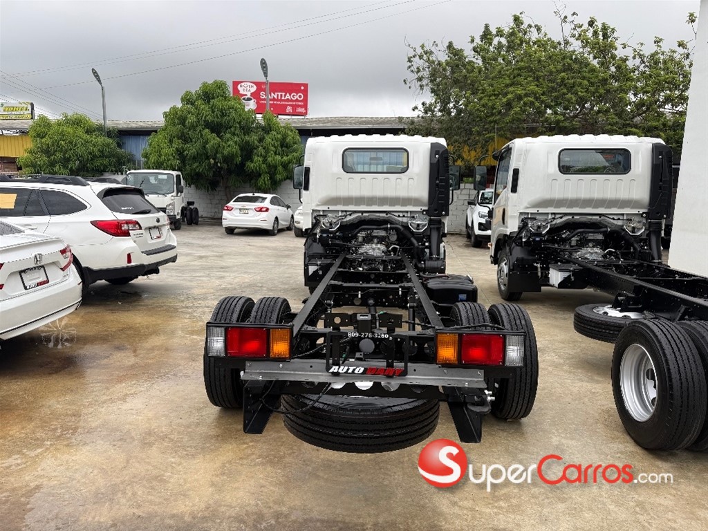 2026 Isuzu NQR 16 Pies — foto 5 / 9