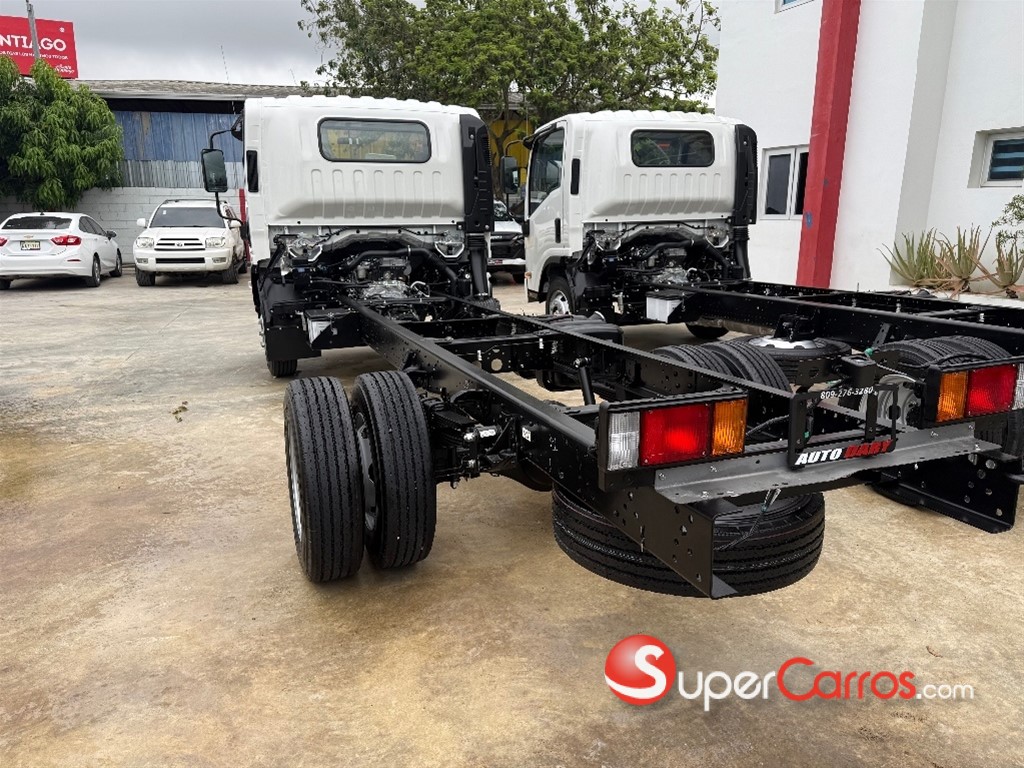 2026 Isuzu NQR 16 Pies — foto 6 / 9
