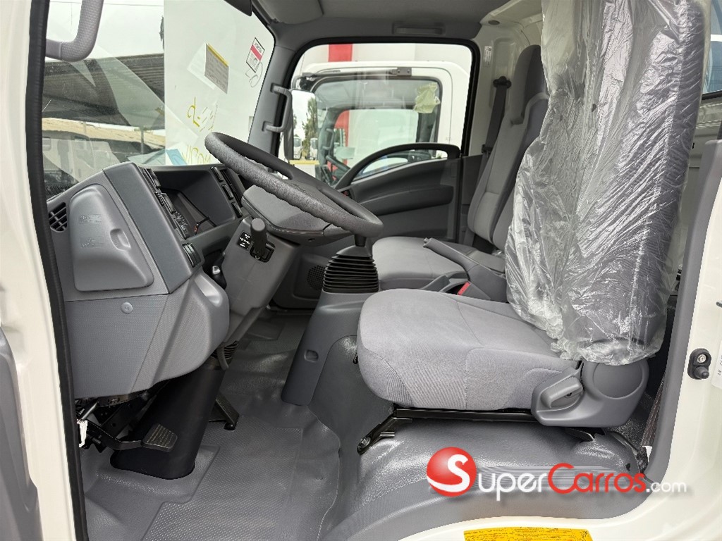 2026 Isuzu NQR 16 Pies — foto 9 / 9