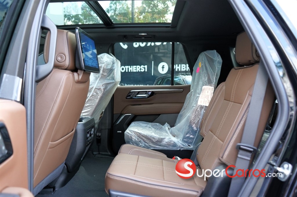 2025 Chevrolet Tahoe Highcountry — foto 10 / 12