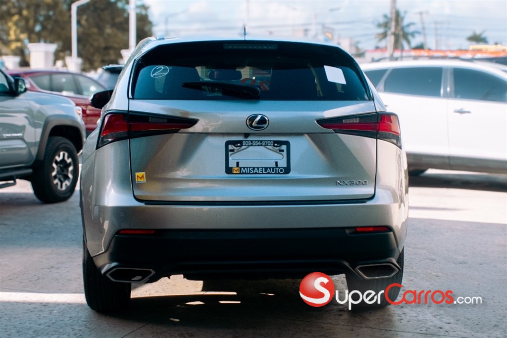 2020 Lexus NX 300 — foto 2 / 12