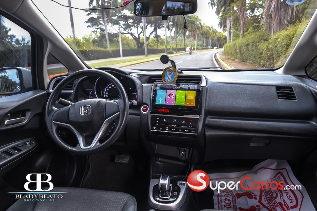 2017 Honda Fit Hybrid — foto 5 / 12