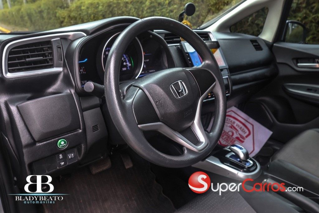 2017 Honda Fit Hybrid — foto 9 / 12