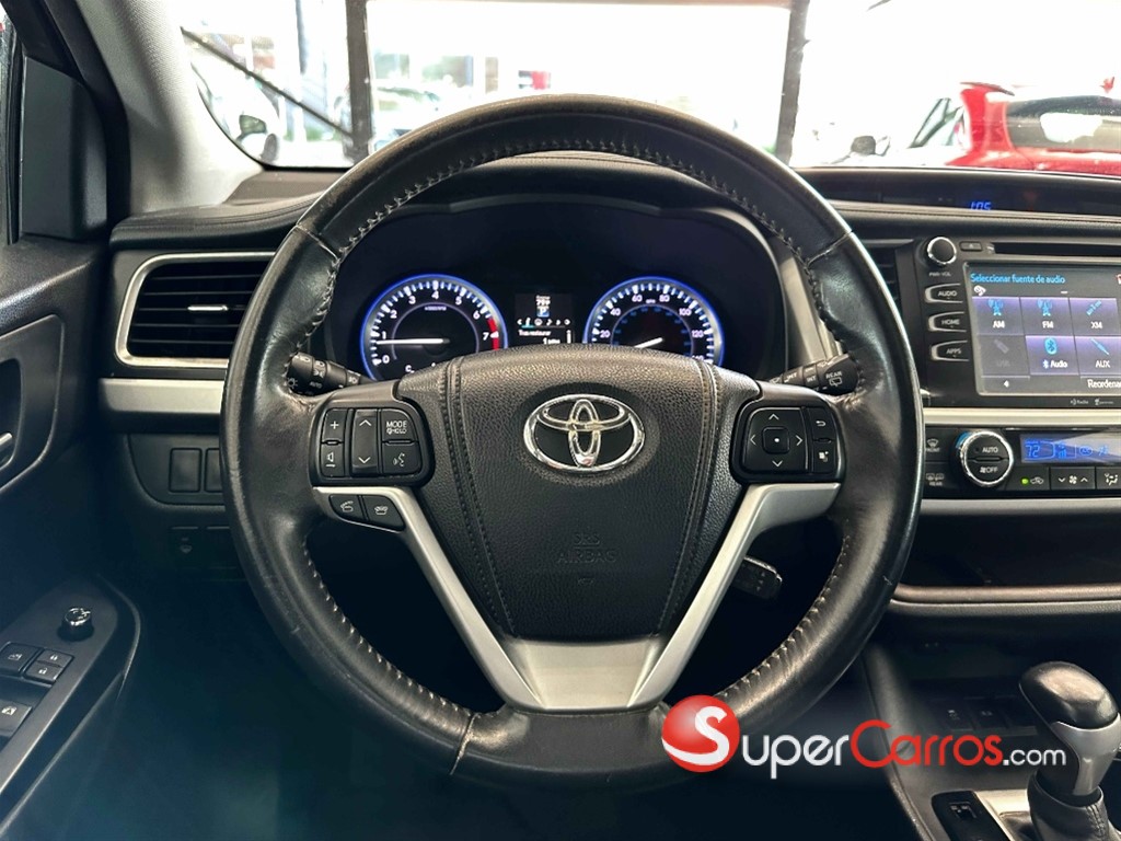 2014 Toyota Highlander XLE — foto 4 / 12