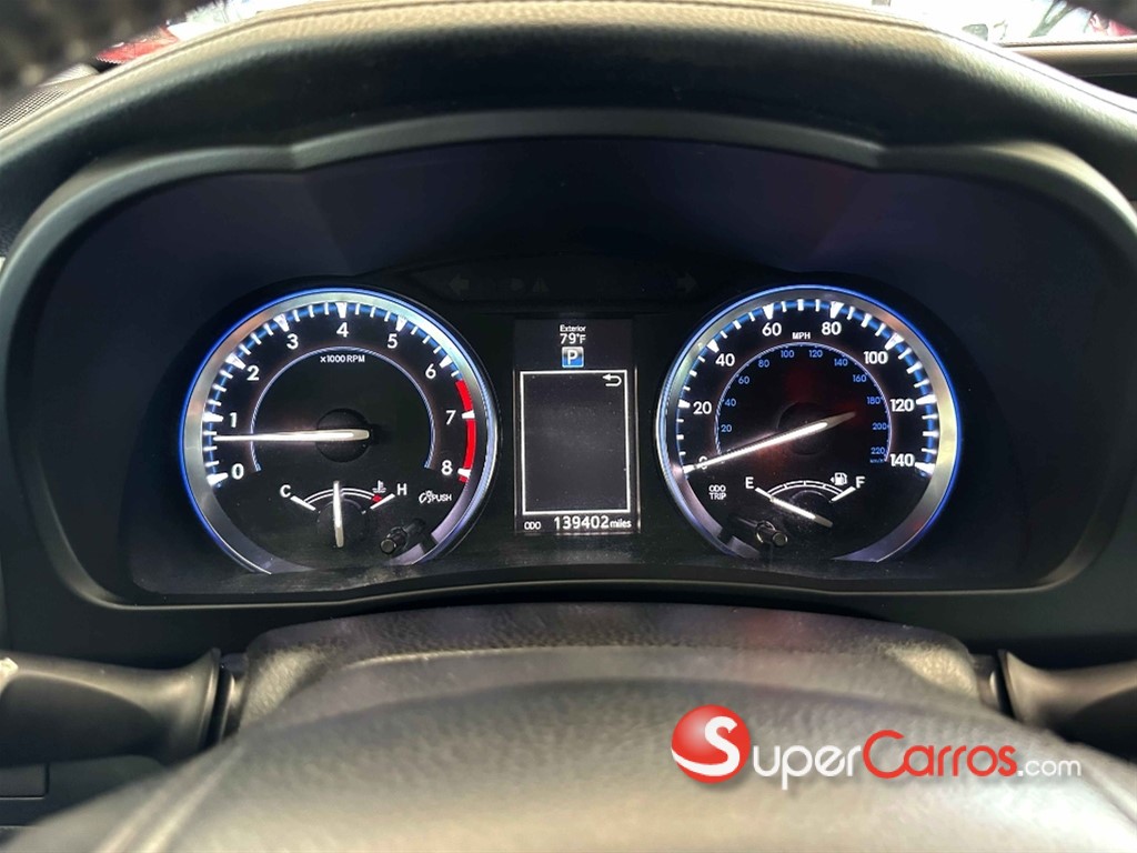 2014 Toyota Highlander XLE — foto 5 / 12