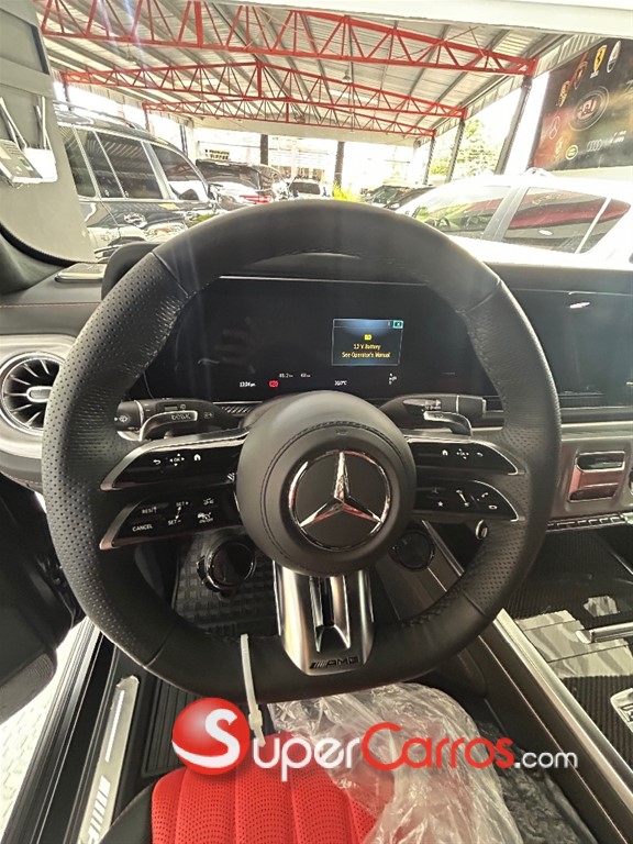 2025 Mercedes-Benz Clase G 63 AMG — foto 2 / 9
