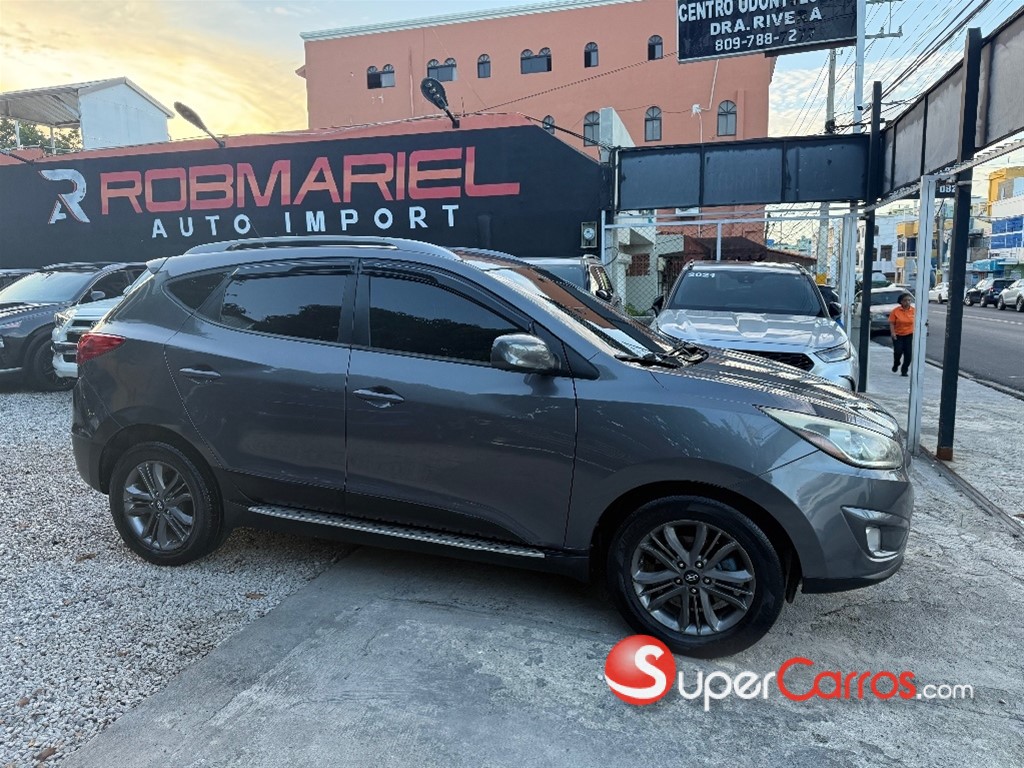 2015 Hyundai Tucson SE — foto 4 / 12