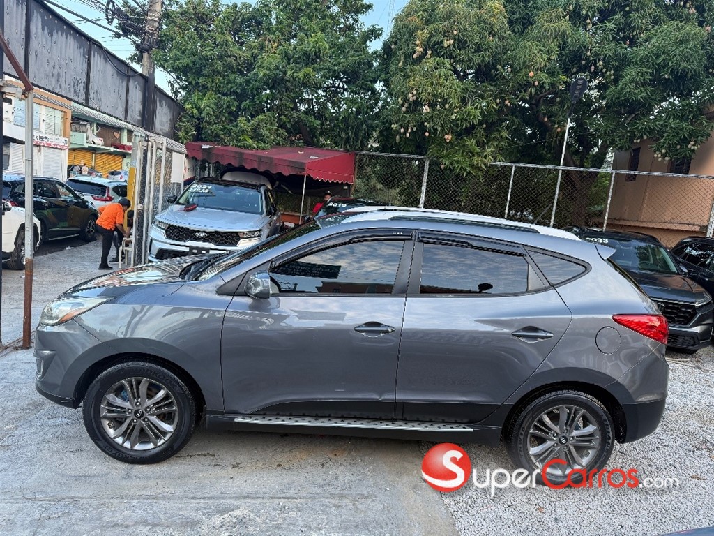 2015 Hyundai Tucson SE — foto 5 / 12