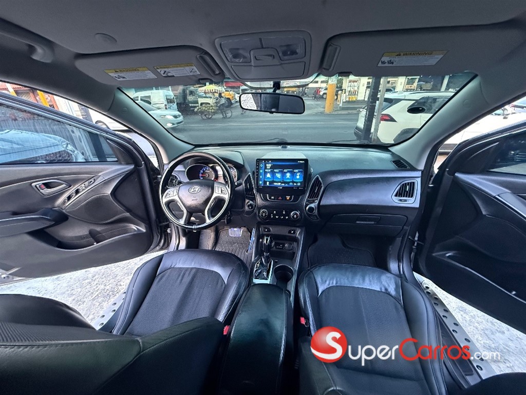 2015 Hyundai Tucson SE — foto 10 / 12