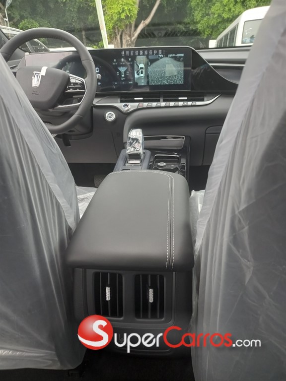 2024 Bestune T-55 ENJOY — foto 10 / 12