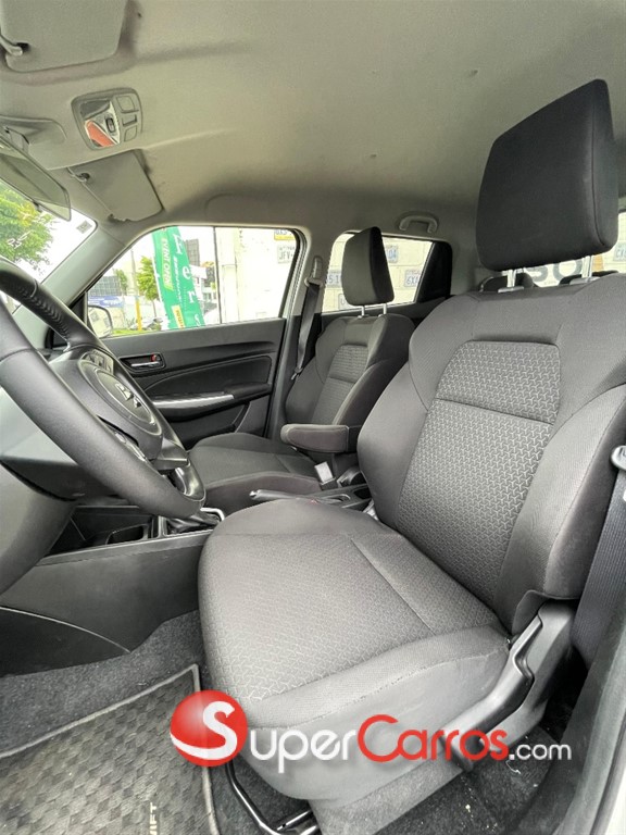 2019 Suzuki Swift — foto 4 / 8