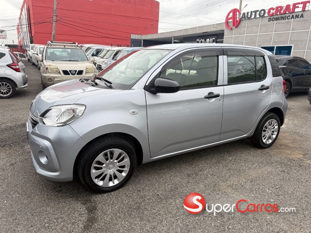 2021 Toyota Passo — foto 2 / 12