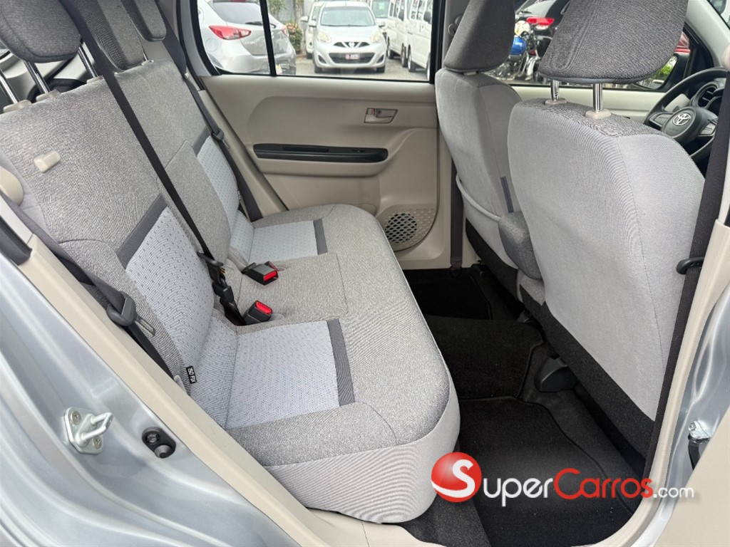 2021 Toyota Passo — foto 7 / 12