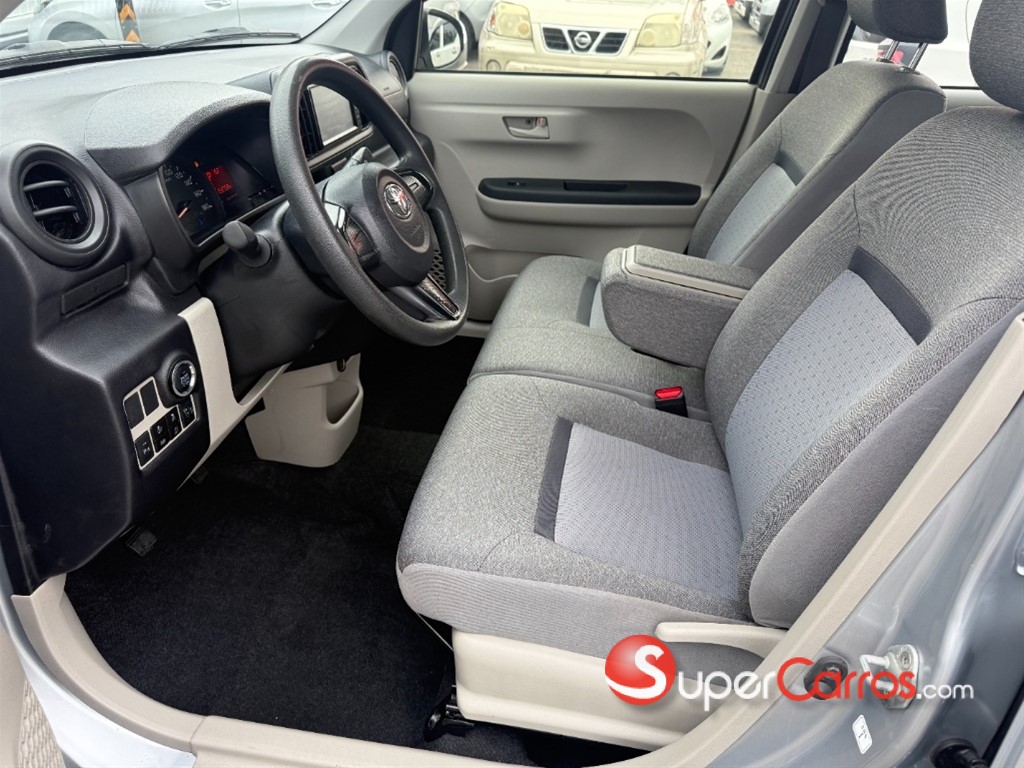 2021 Toyota Passo — foto 10 / 12