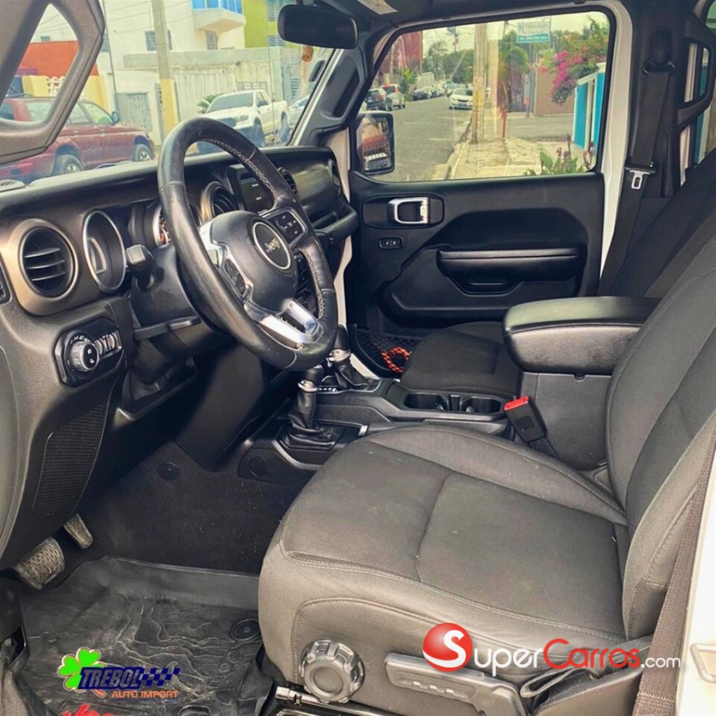 2020 Jeep Gladiator Sport — foto 4 / 7