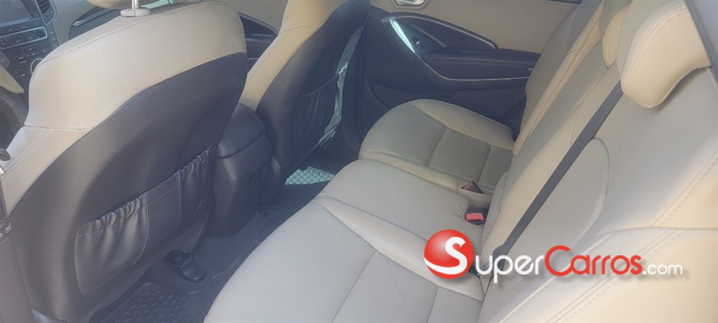 2018 Hyundai Santa Fe — foto 4 / 7