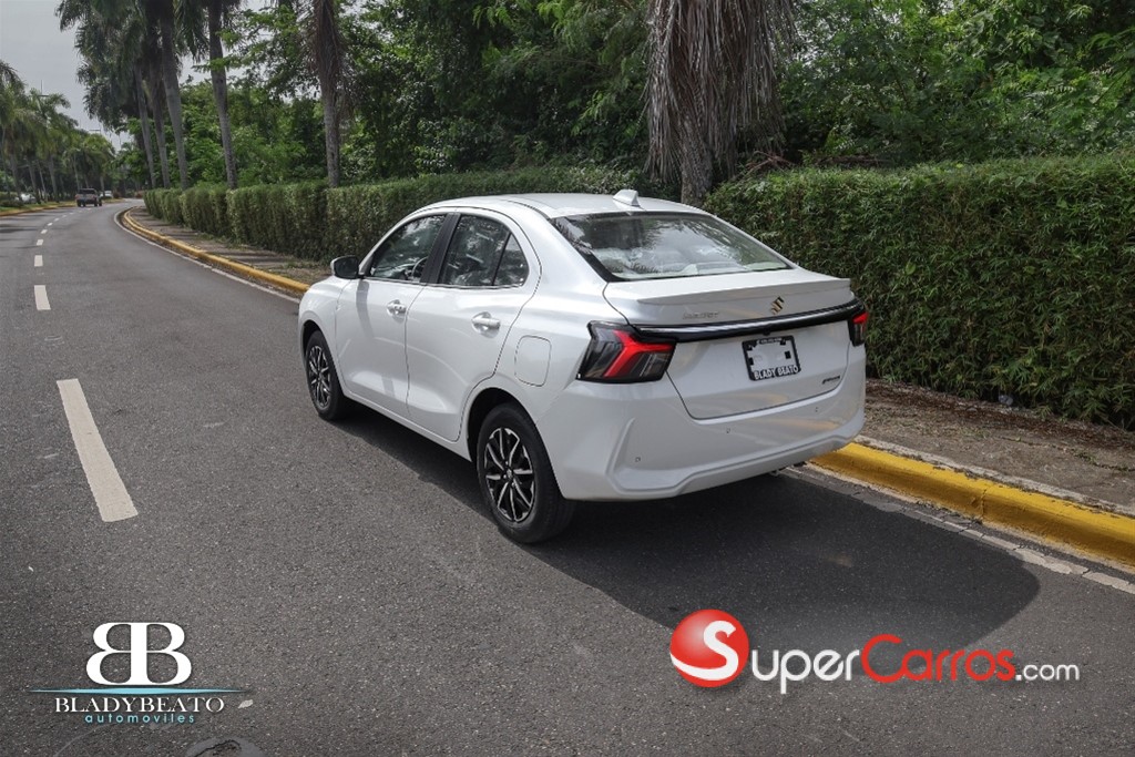 2026 Suzuki Dzire GLX — foto 4 / 11
