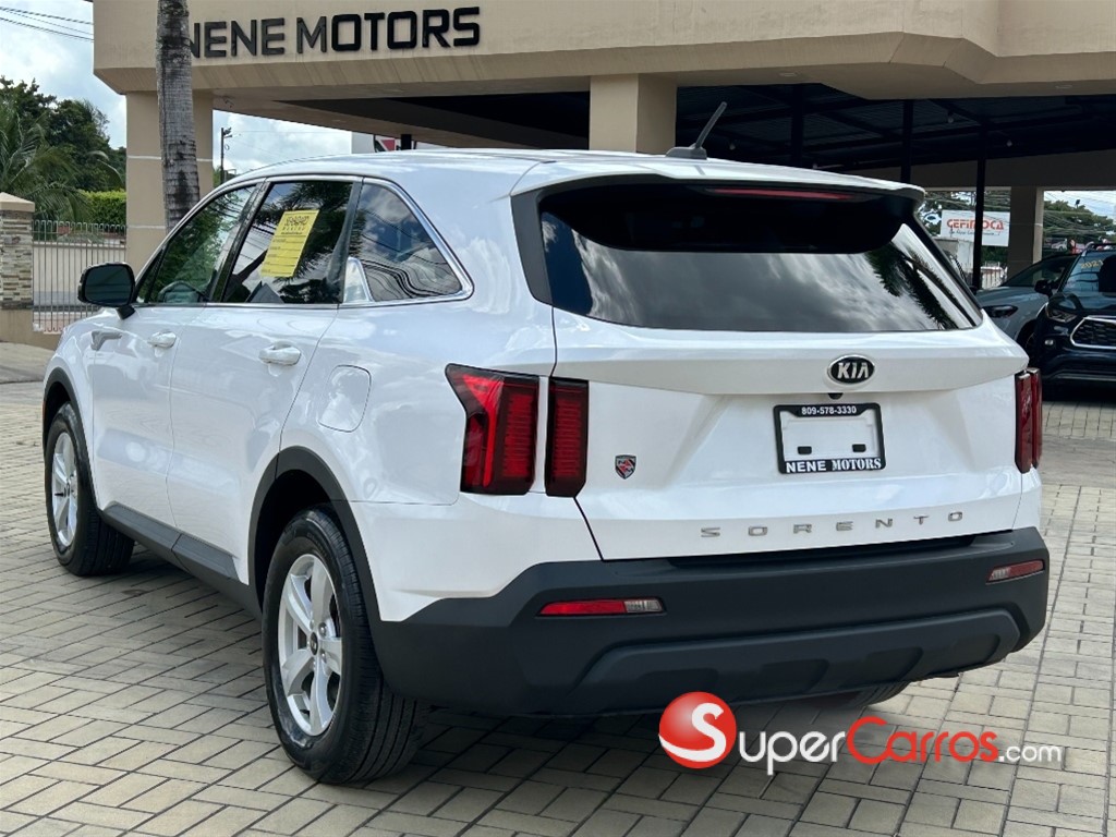 2021 Kia Sorento LX — foto 4 / 12