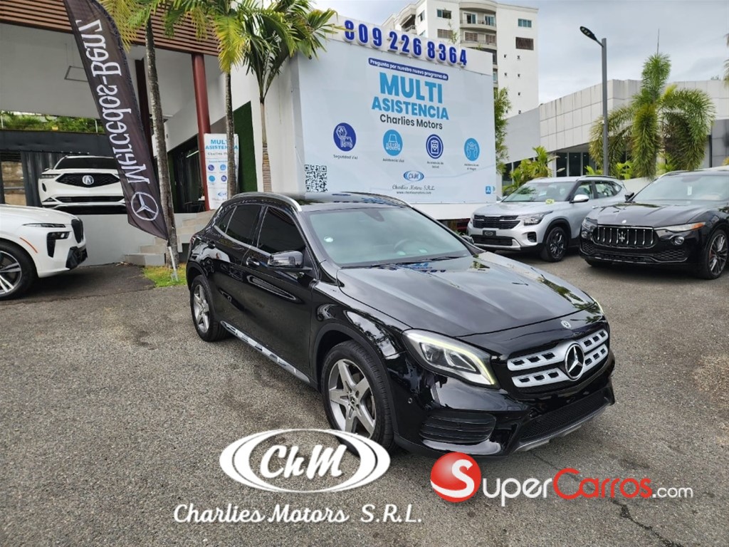 2019 Mercedes-Benz Clase GLA 180 AMG — foto 2 / 9
