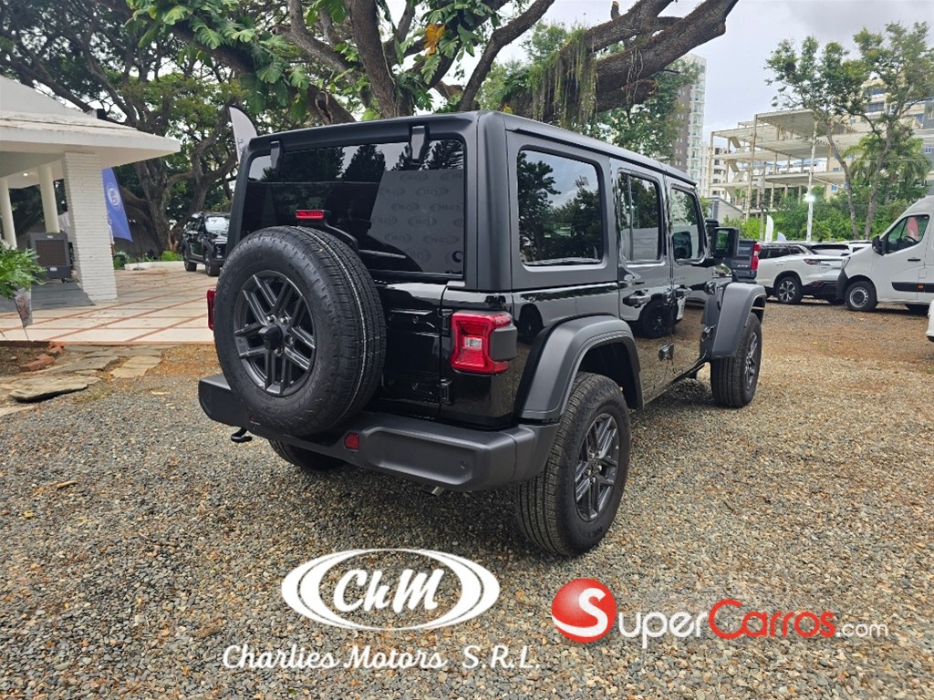 2026 Jeep Wrangler Unlimited Sport — foto 3 / 11