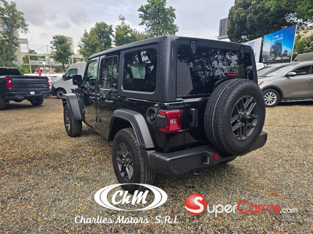 2026 Jeep Wrangler Unlimited Sport — foto 4 / 11
