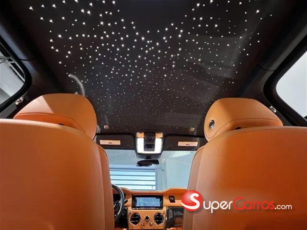 2023 Rolls Royce Cullinan — foto 2 / 8