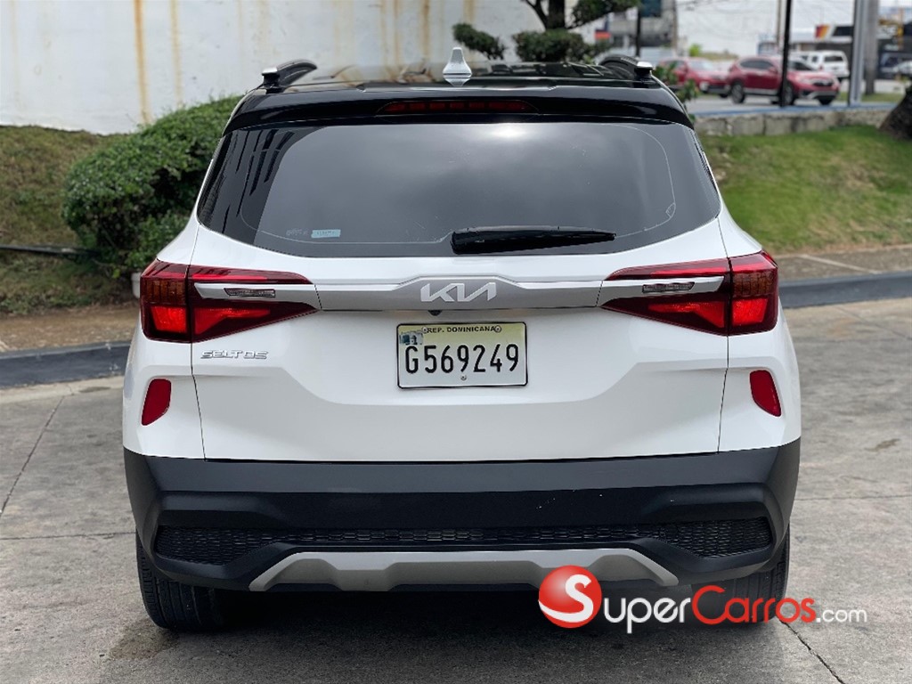 2022 Kia Seltos LX — foto 5 / 12