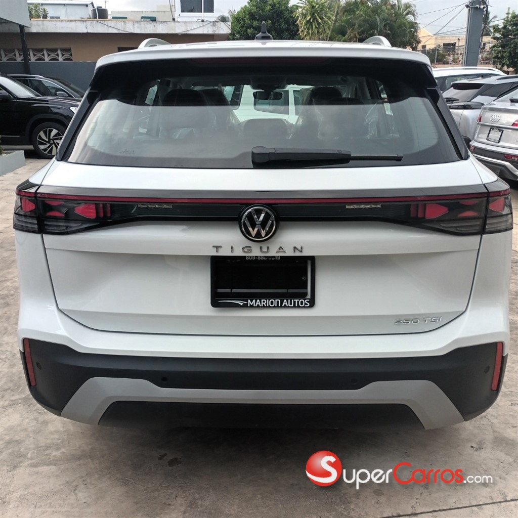 2026 Volkswagen Tiguan 250TSI — foto 2 / 9