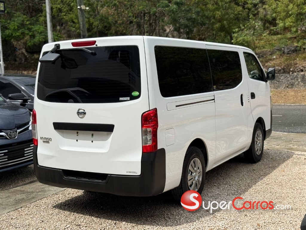 2021 Nissan NV 350 — foto 2 / 8