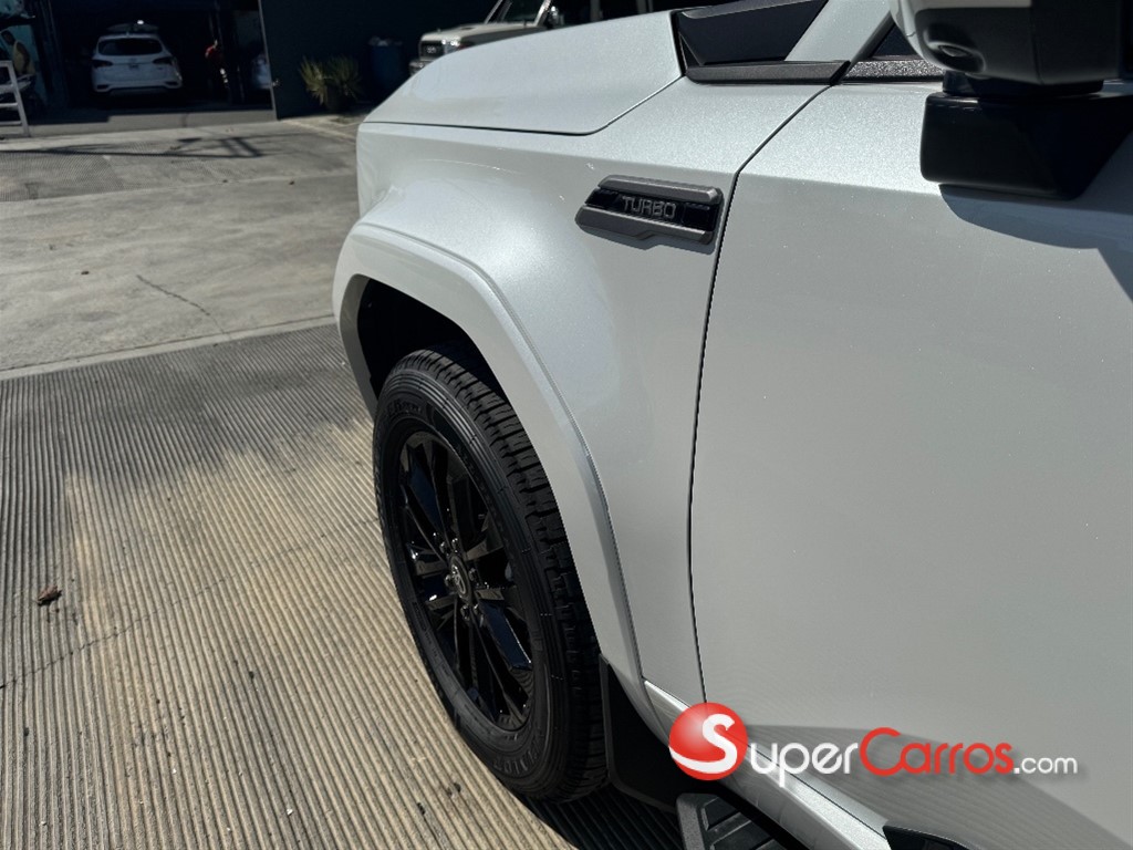 2027 Toyota Land Cruiser Prado Luxury 01 — foto 3 / 11
