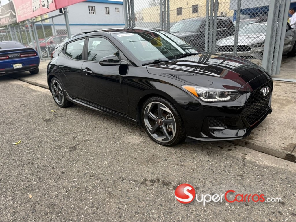 2020 Hyundai Veloster Turbo — foto 2 / 10
