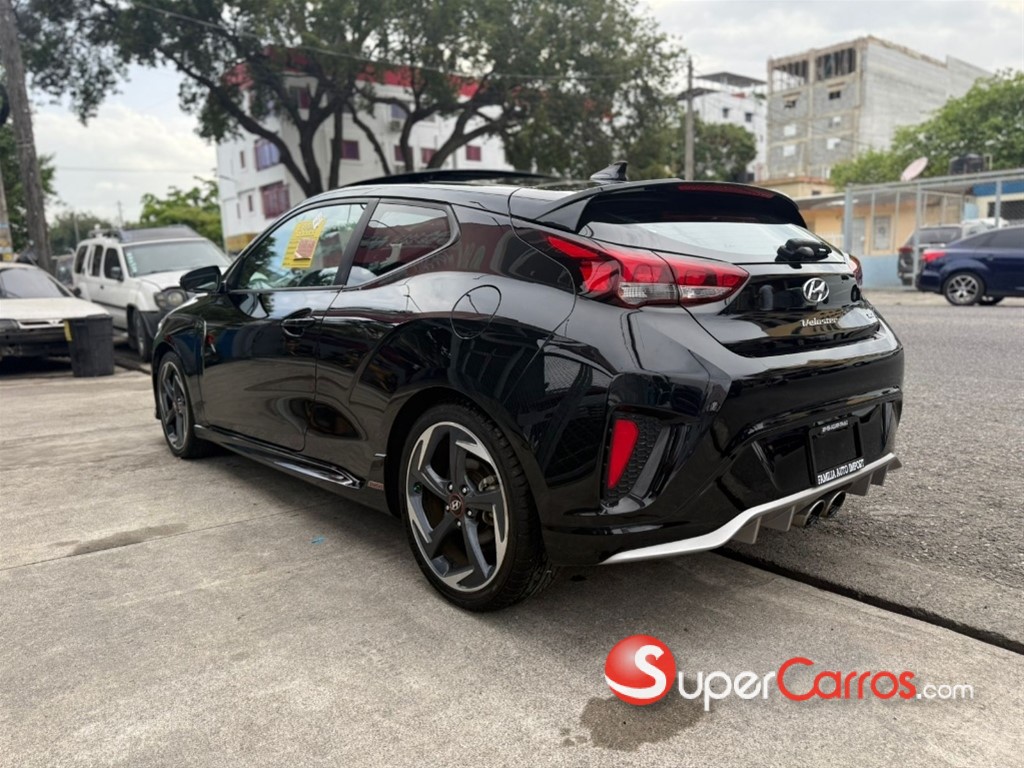 2020 Hyundai Veloster Turbo — foto 6 / 10