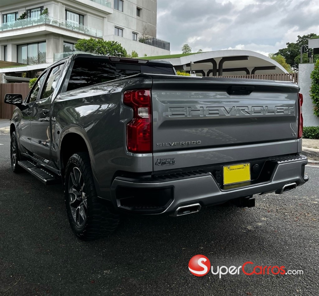 2020 Chevrolet Silverado Z 71 — foto 10 / 12