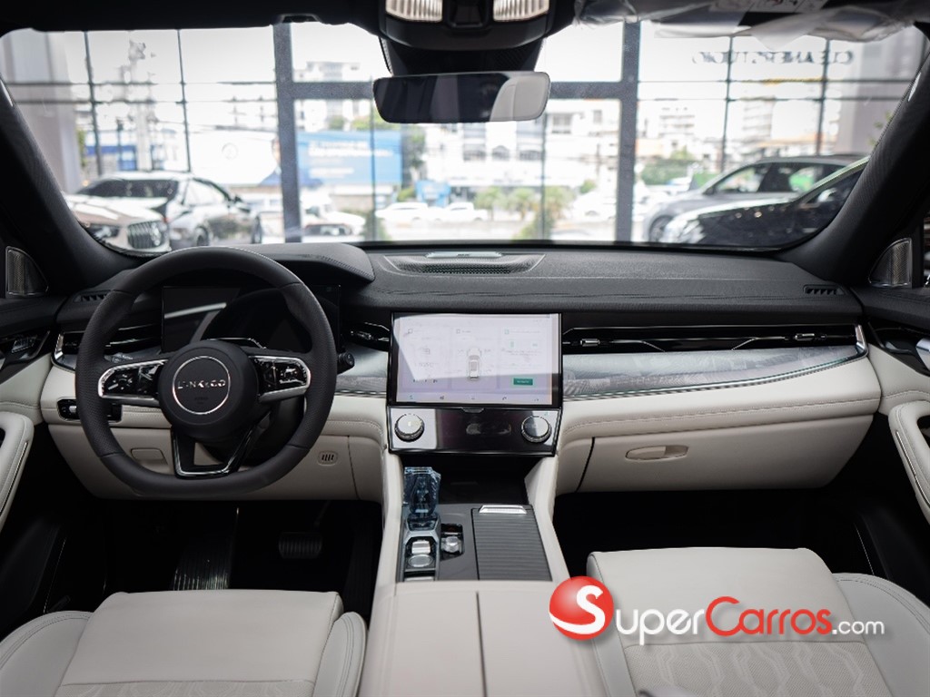 2025 Lynk CO 09 Ultra — foto 11 / 12