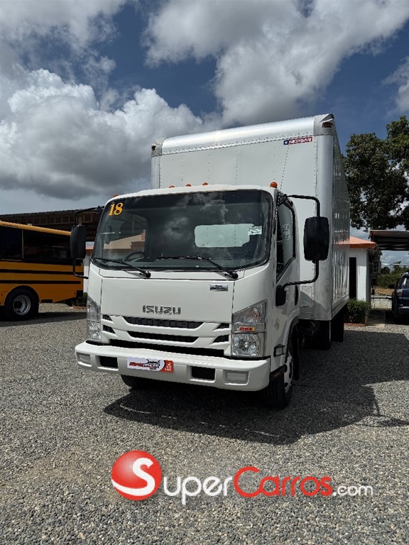 2018 Isuzu Camion — foto 2 / 7